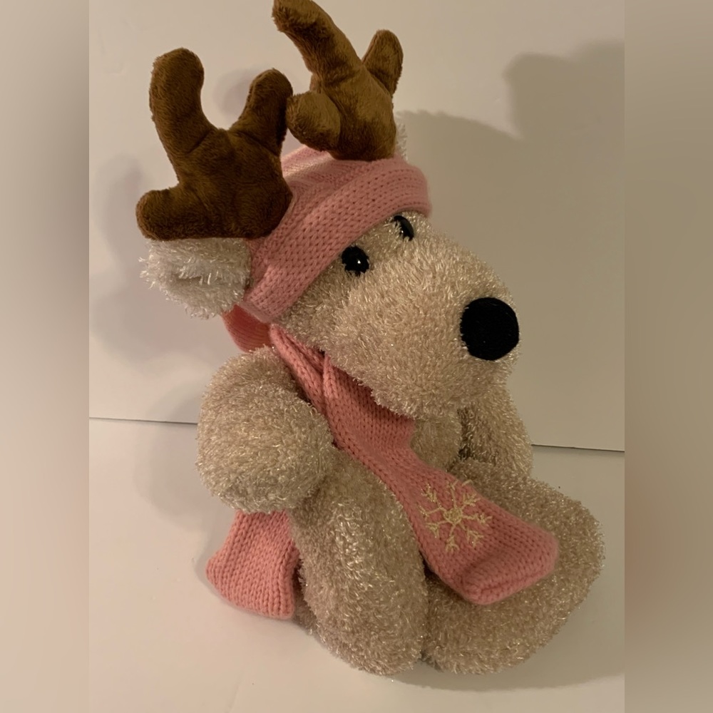 1999 vintage Commonwealth plush reindeer